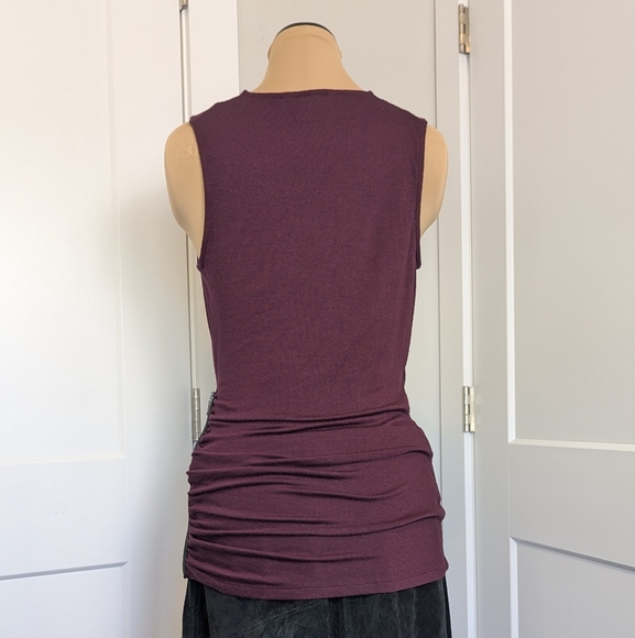 Banana Republic Womens Tunic Tank Medium Sleeveless Blouse Burgundy Purple Zip - Picture 4 of 8